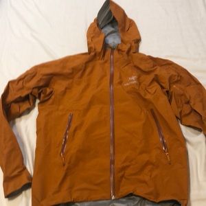 Arc’teryx Mens Zeta SL Jacket Medium Orange Near New